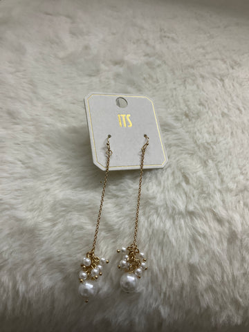 Gold Chain Cluster Pearl Drop Earrings