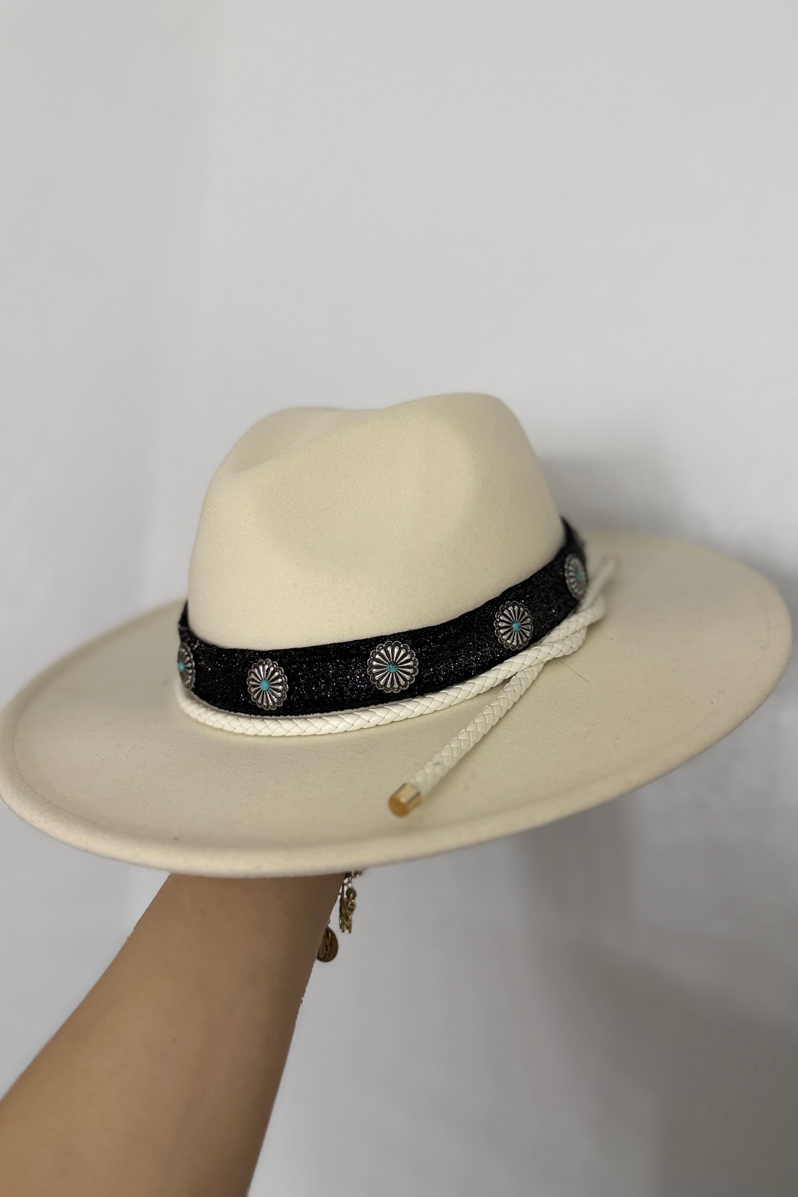 Houston Honey Concho Hat Band – The Salted Hippie Boutique